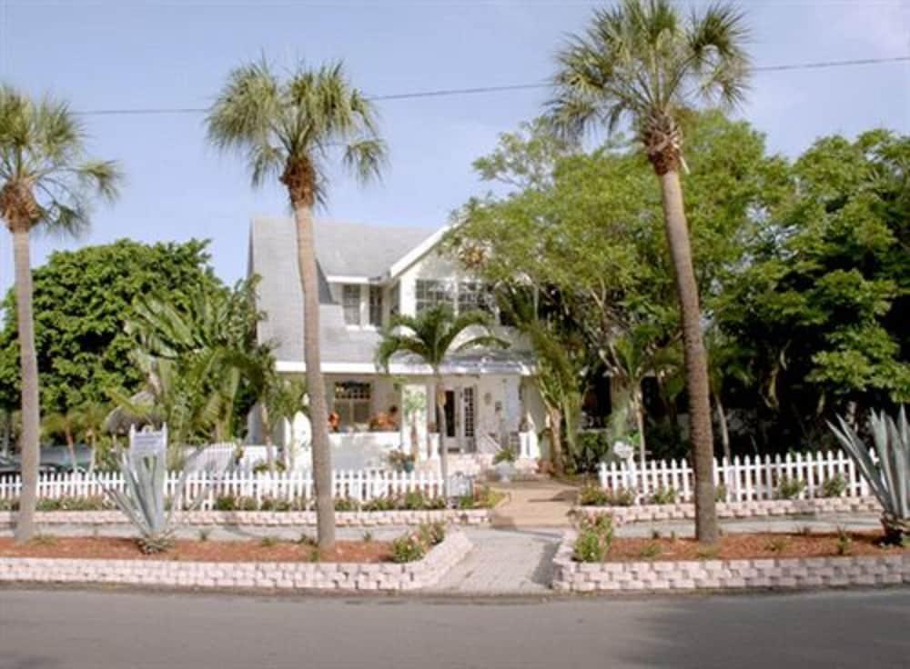 سانت بطرسبرج Beach Drive Inn المظهر الخارجي الصورة
